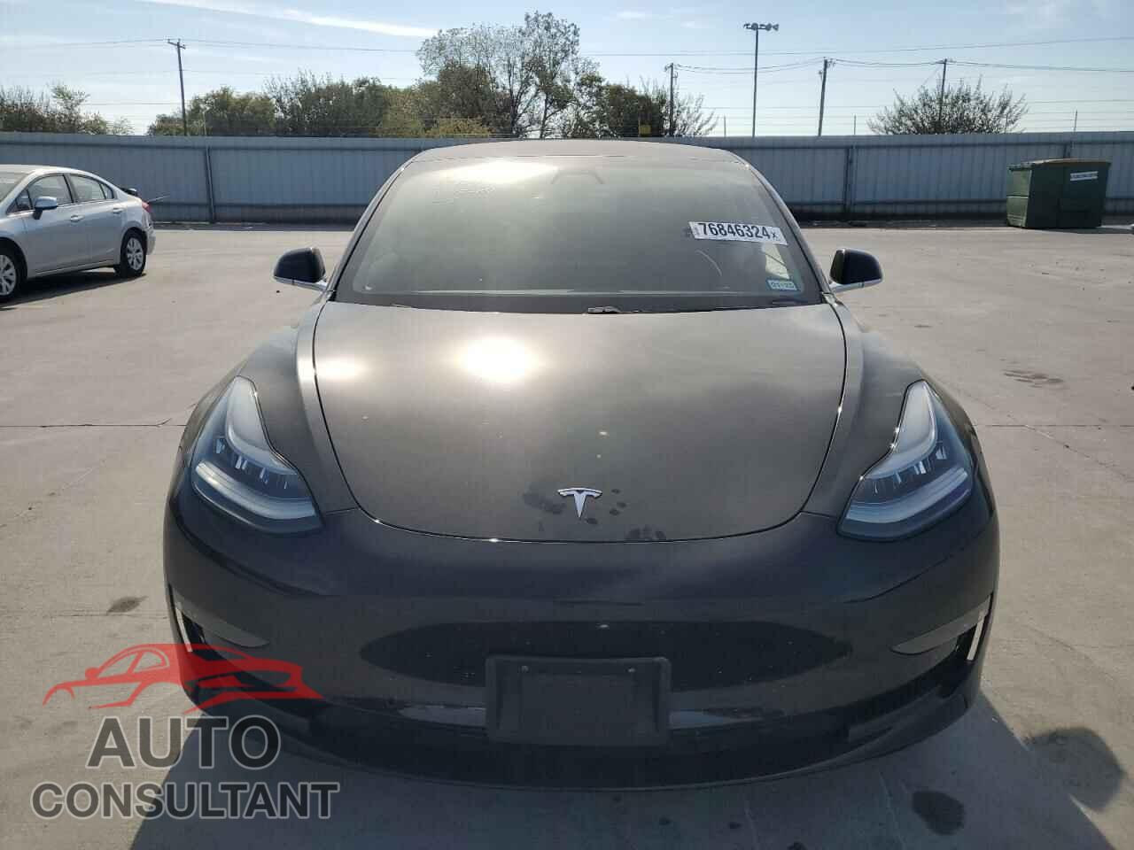TESLA MODEL 3 2018 - 5YJ3E1EAXJF098480