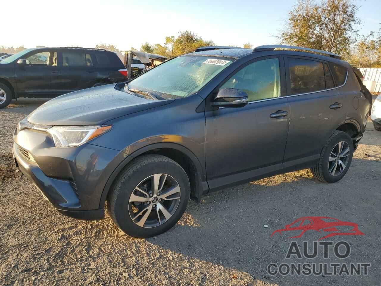 TOYOTA RAV4 2018 - 2T3ZFREV4JW499493