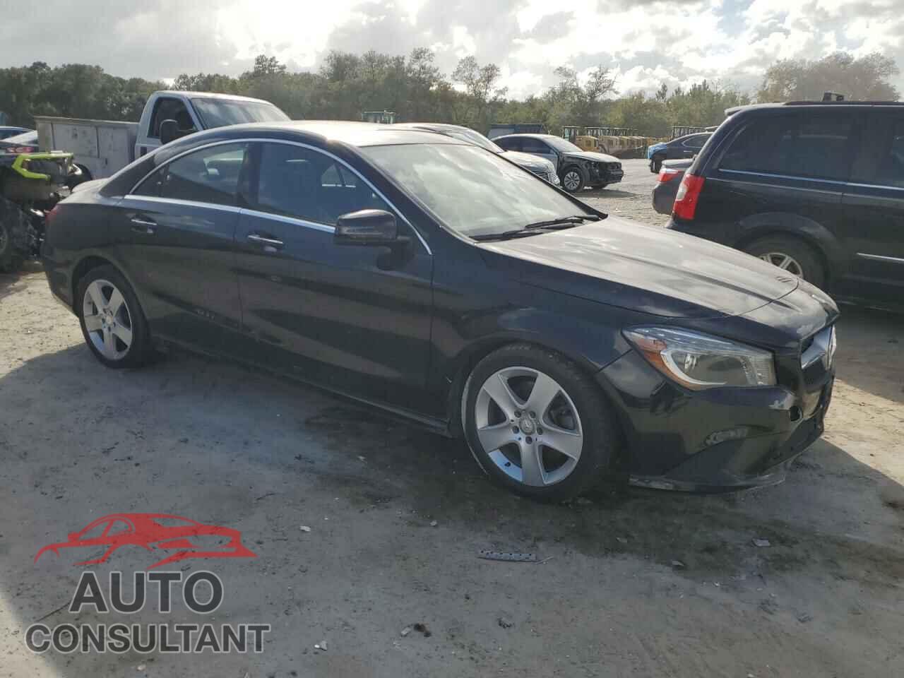 MERCEDES-BENZ CLA-CLASS 2015 - WDDSJ4EB0FN179357