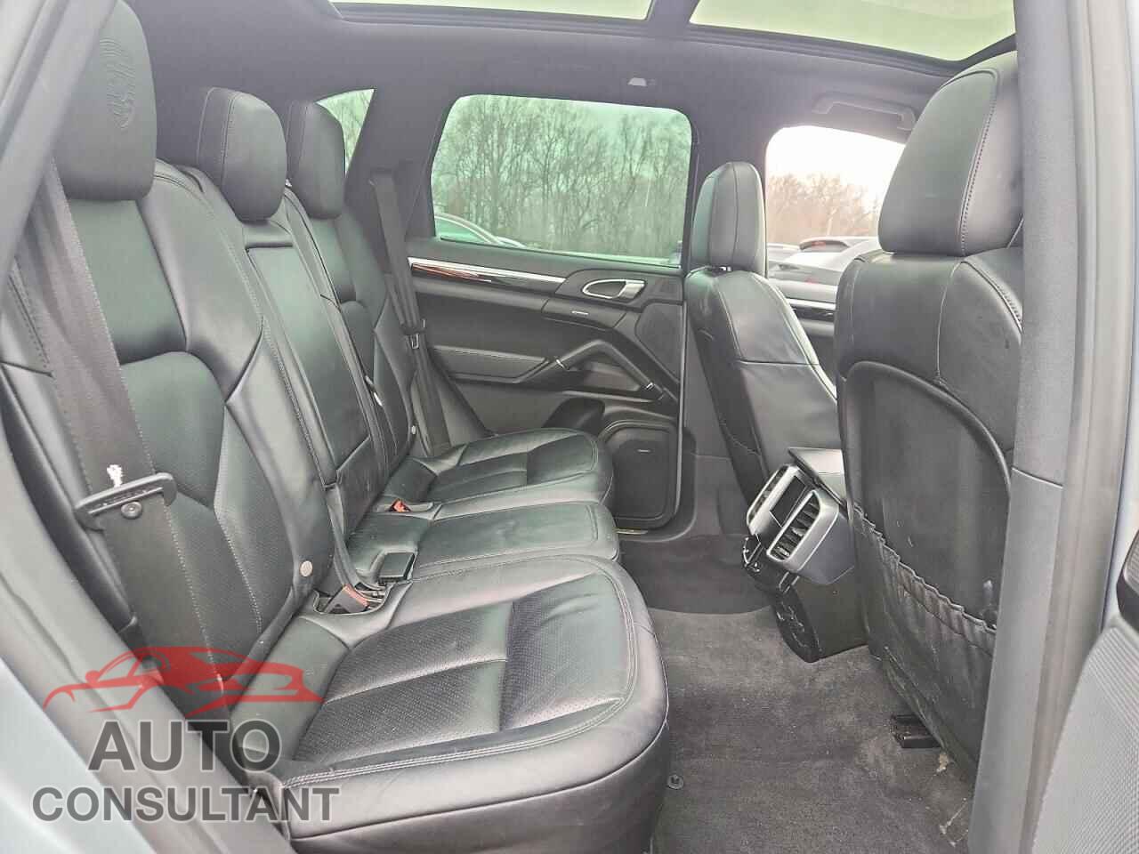 PORSCHE CAYENNE 2017 - WP1AE2A28HLA69447