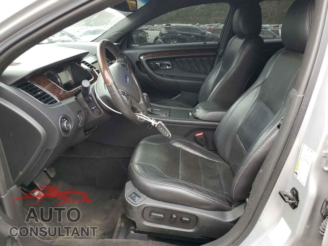 FORD TAURUS 2015 - 1FAHP2F89FG168703