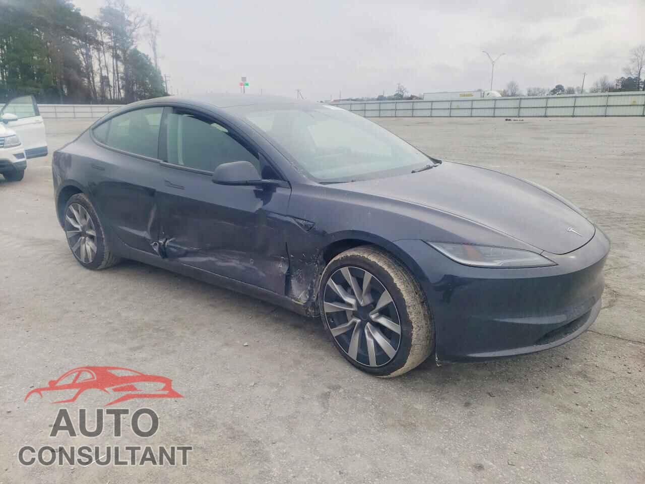 TESLA MODEL 3 2025 - 5YJ3E1EA8SF906939
