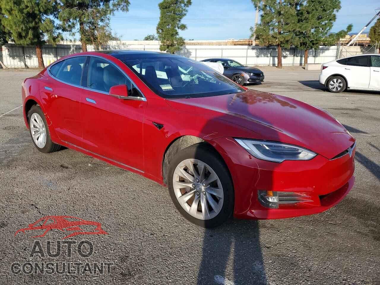 TESLA MODEL S 2018 - 5YJSA1E28JF262664