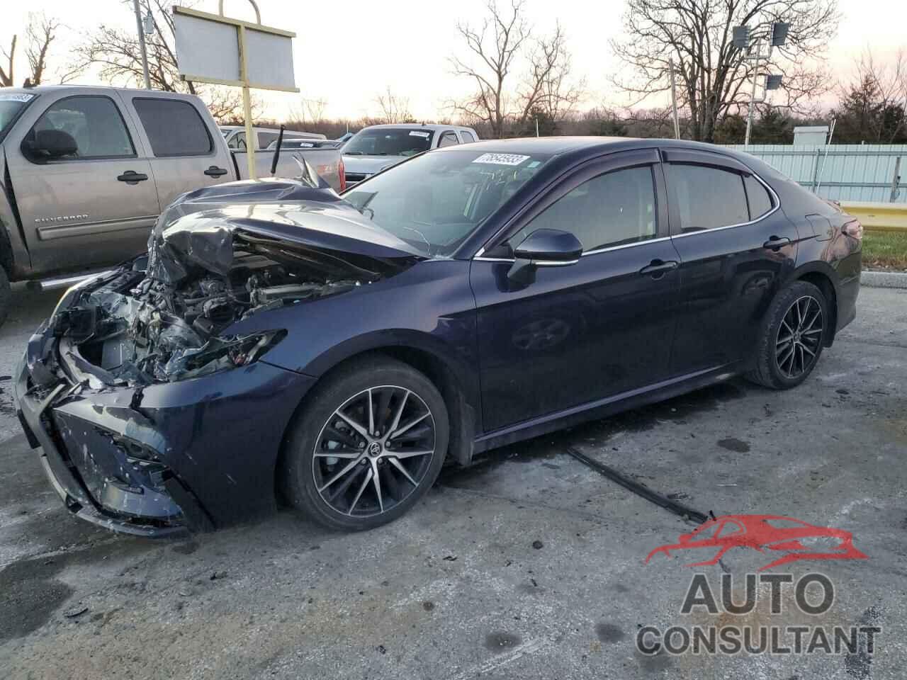 TOYOTA CAMRY 2021 - 4T1G11AK5MU463859