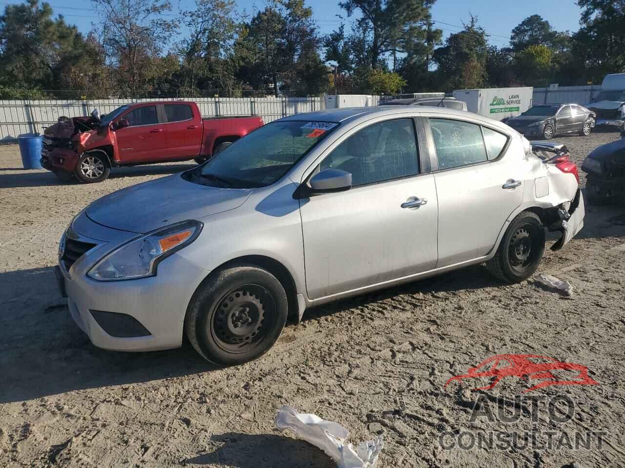 NISSAN VERSA 2019 - 3N1CN7AP4KL838091