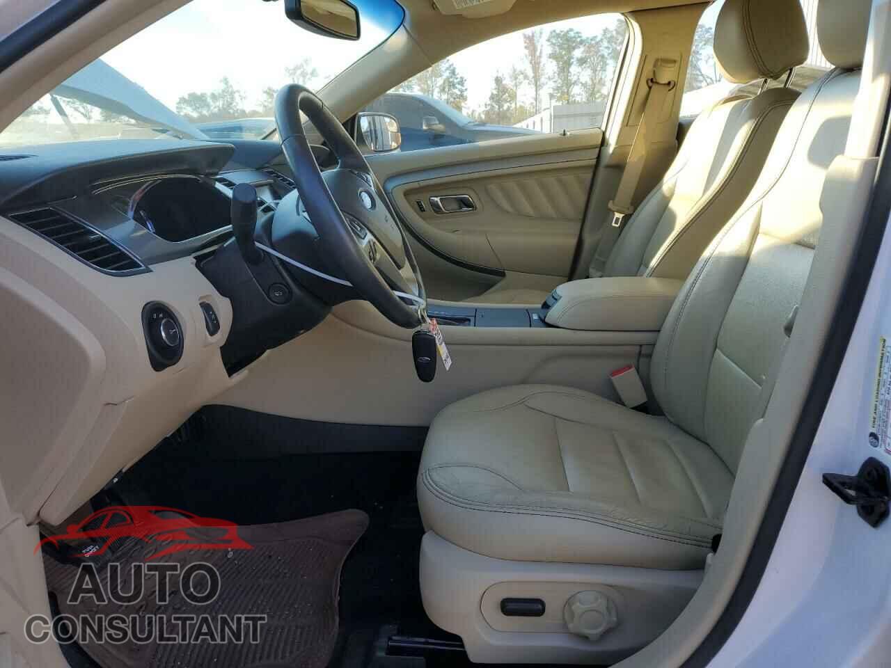FORD TAURUS 2015 - 1FAHP2E84FG189668