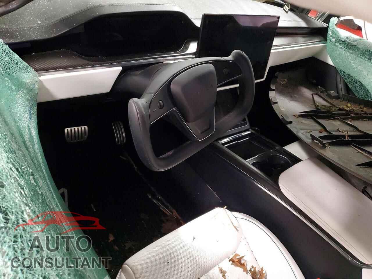 TESLA MODEL X 2022 - 7SAXCBE68NF339230