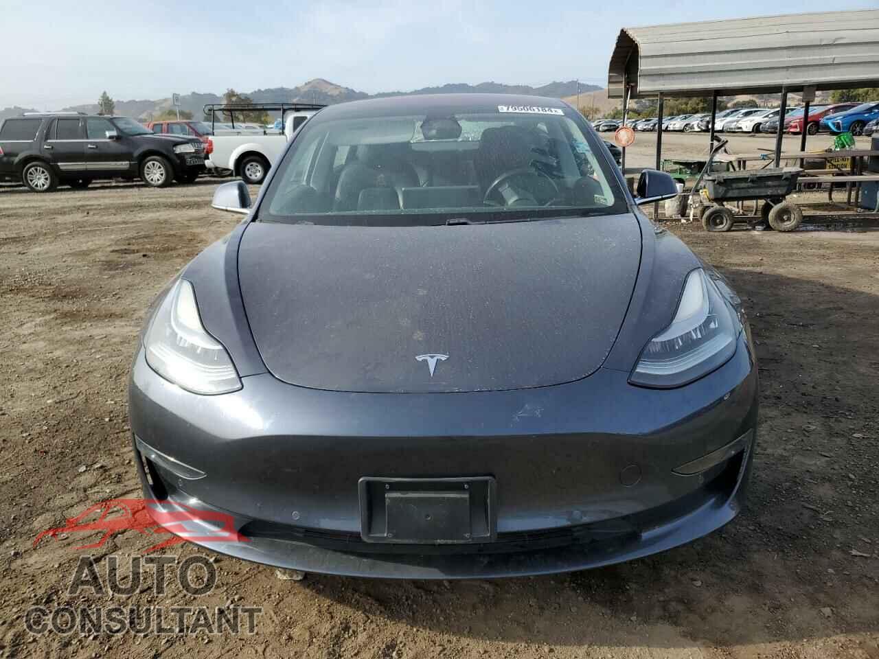 TESLA MODEL 3 2018 - 5YJ3E1EA6JF040253