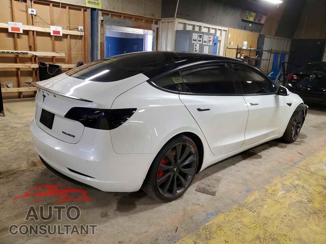 TESLA MODEL 3 2020 - 5YJ3E1EC0LF720735