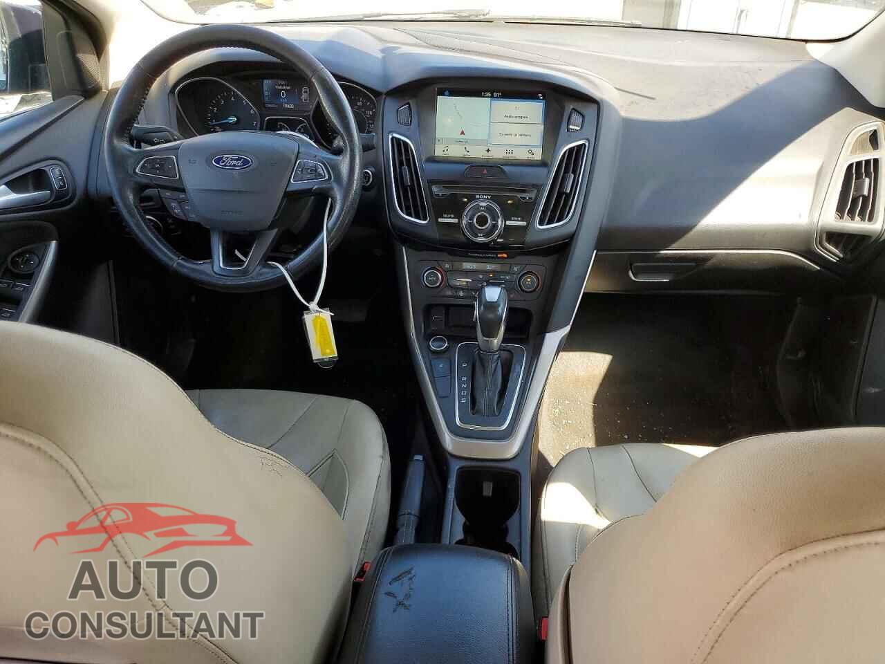 FORD FOCUS 2017 - 1FADP3J28HL265022