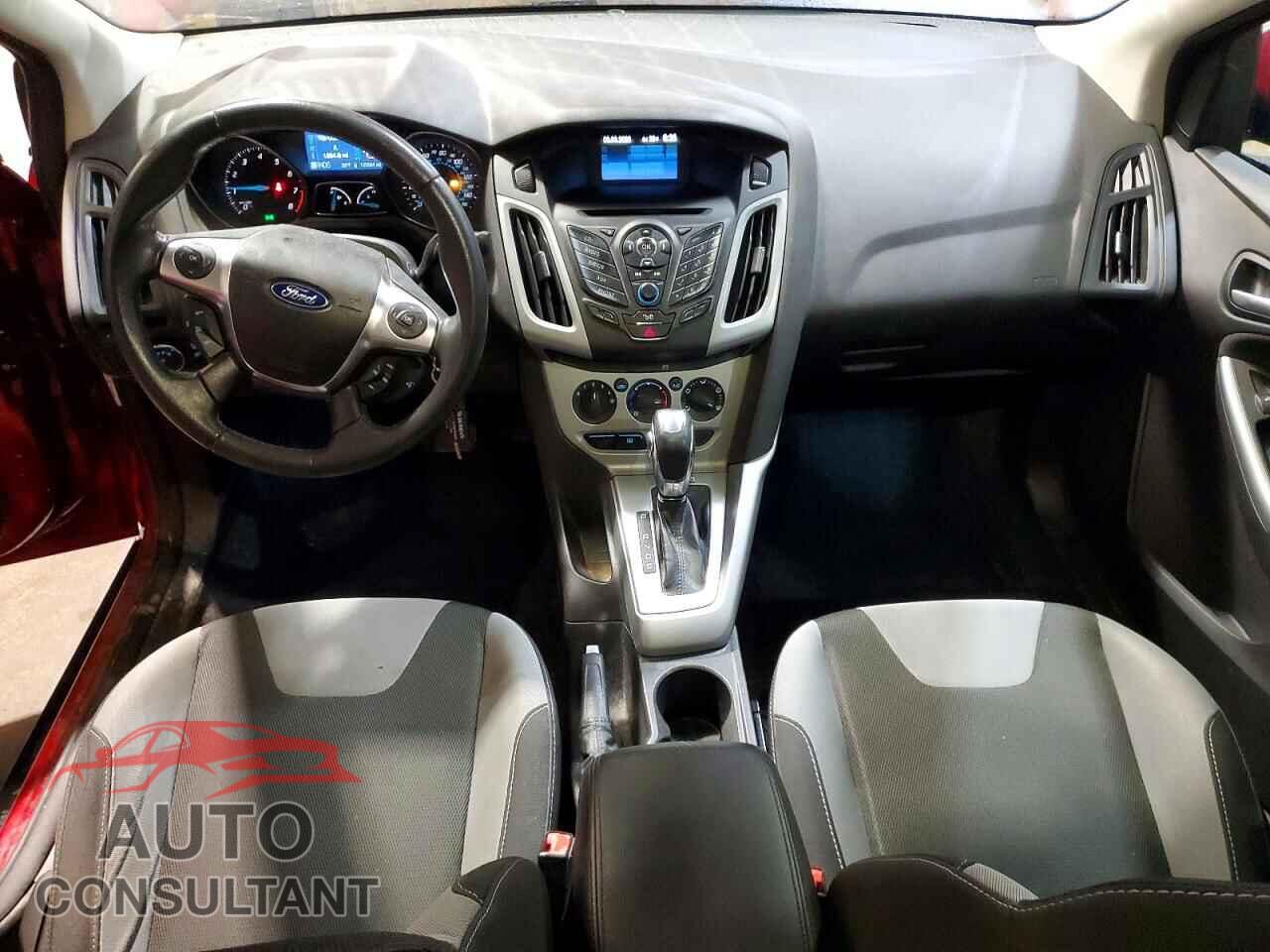 FORD FOCUS 2012 - 1FAHP3F28CL242956