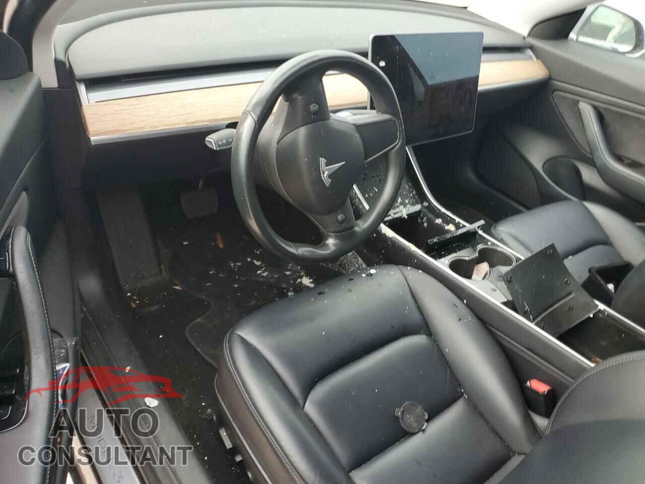 TESLA MODEL 3 2018 - 5YJ3E1EB5JF116747