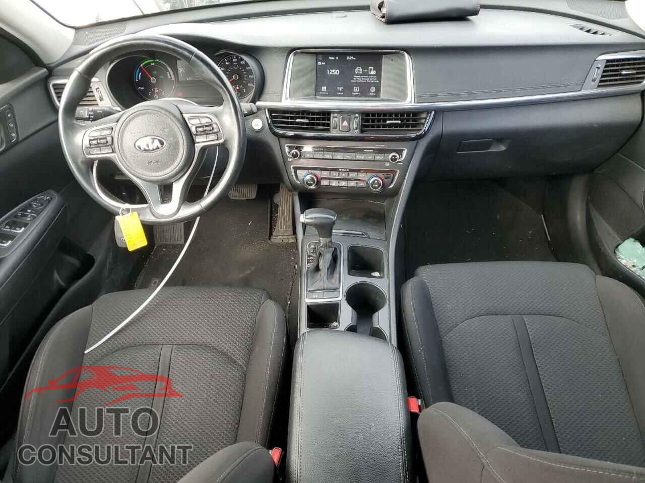 KIA OPTIMA 2017 - KNAGT4LEXH5017484