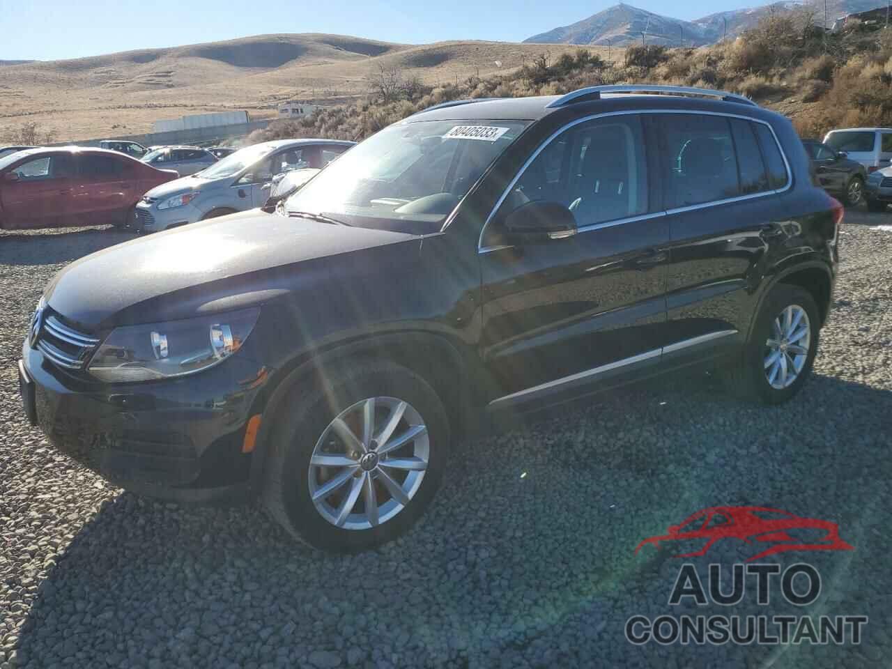 VOLKSWAGEN TIGUAN 2017 - WVGRV7AX6HK002814