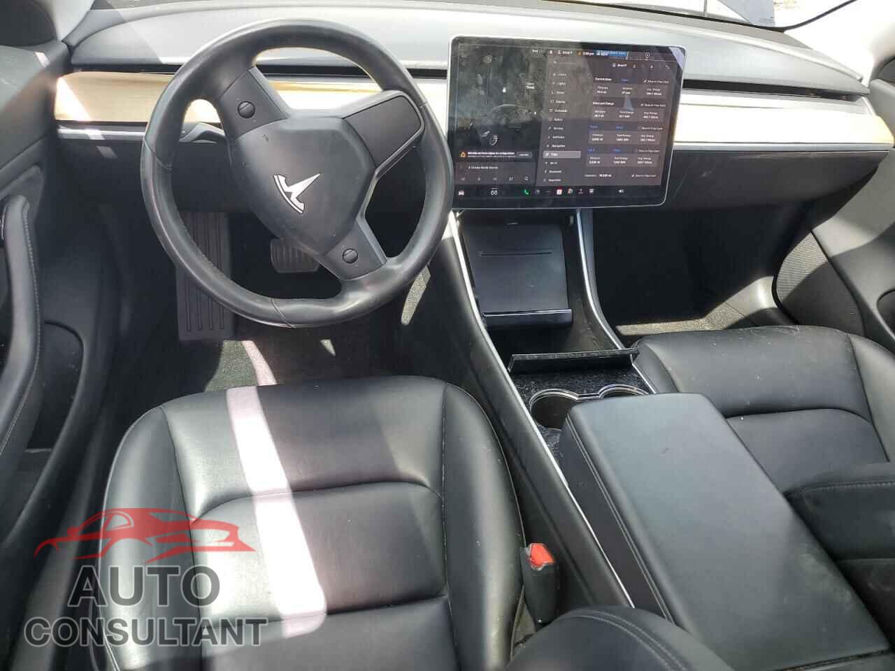 TESLA MODEL 3 2018 - 5YJ3E1EB3JF132476