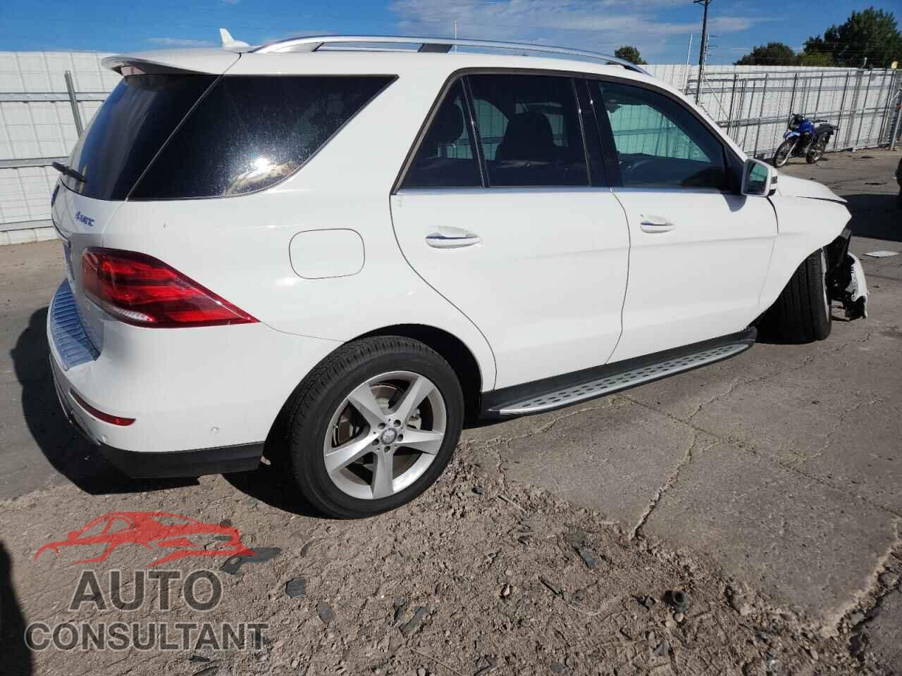MERCEDES-BENZ GLE-CLASS 2016 - 4JGDA5HB6GA783438