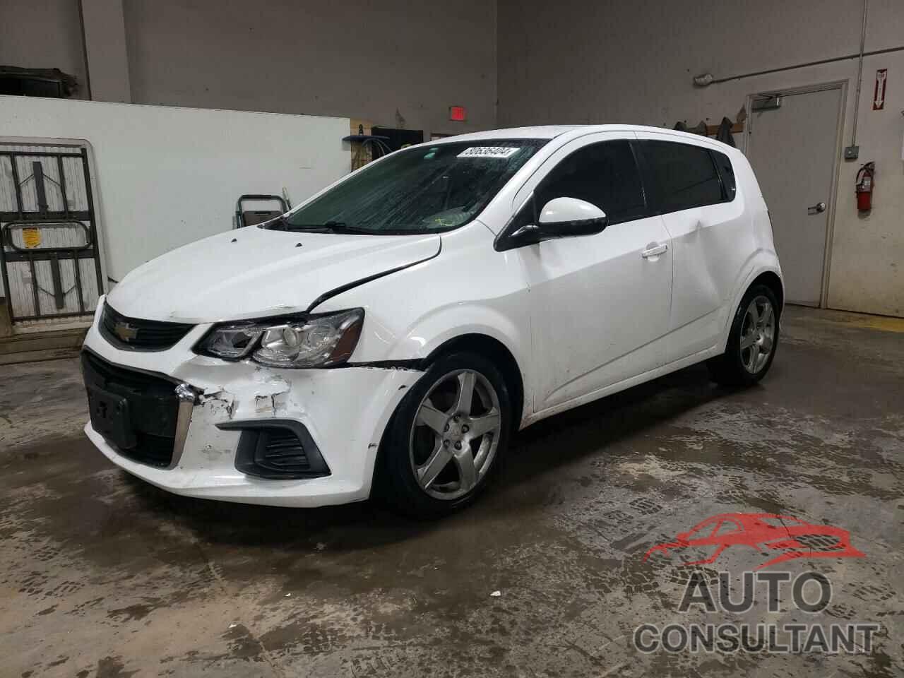 CHEVROLET SONIC 2017 - 1G1JG6SH5H4142864
