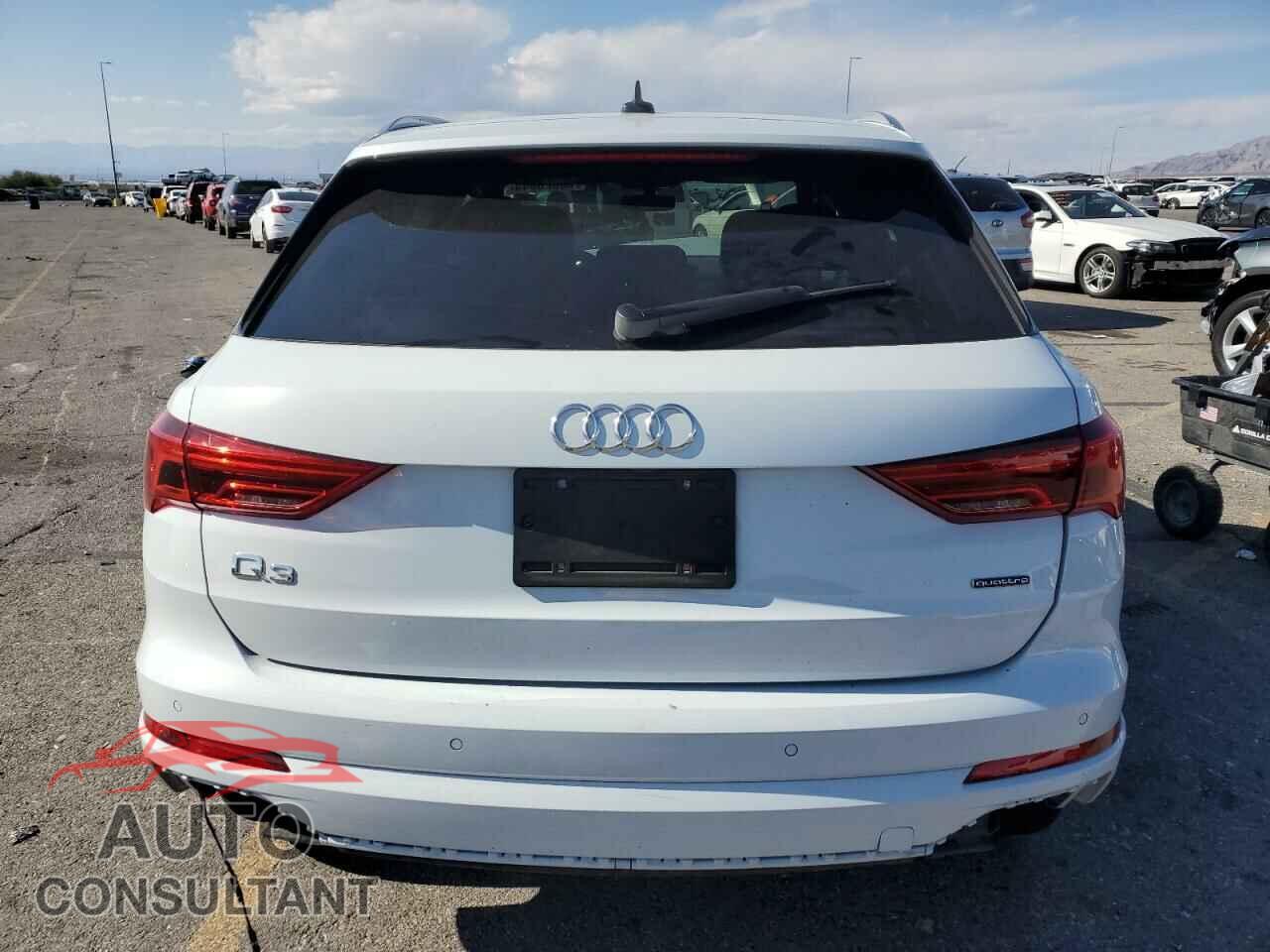 AUDI Q3 2021 - WA1FECF34M1095221