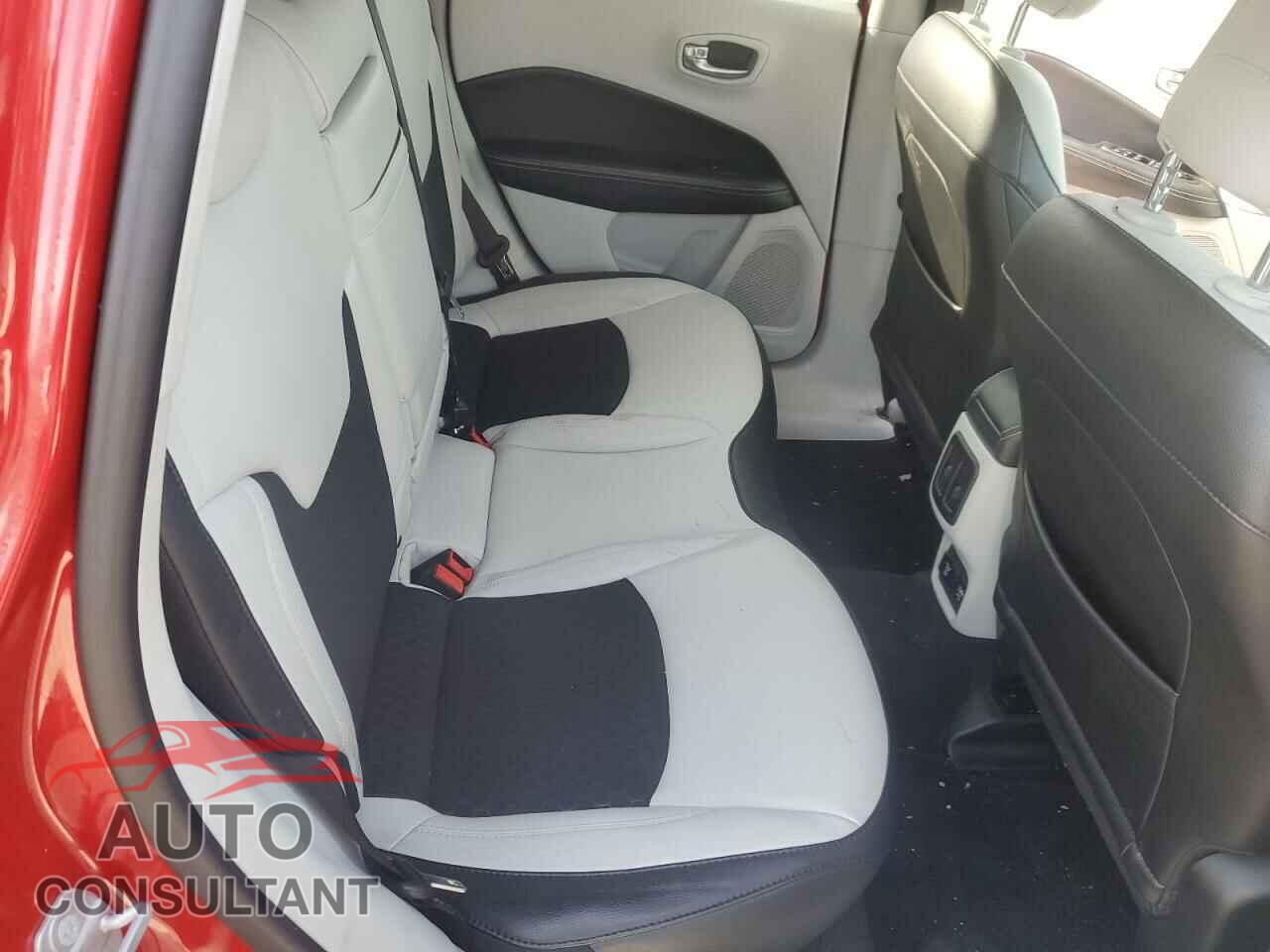 JEEP COMPASS 2019 - 3C4NJCBB8KT730652