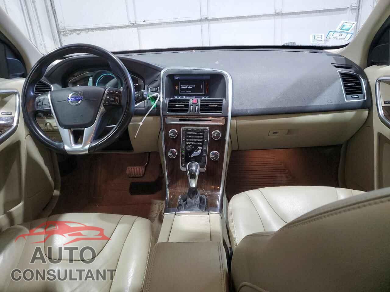 VOLVO XC60 2015 - YV4902RC9F2623515