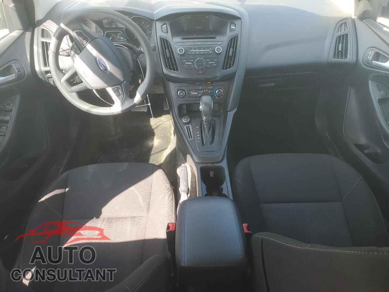 FORD FOCUS 2017 - 1FADP3F23HL339908
