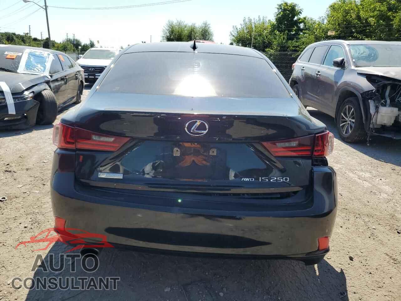 LEXUS IS 2015 - JTHCF1D22F5024274