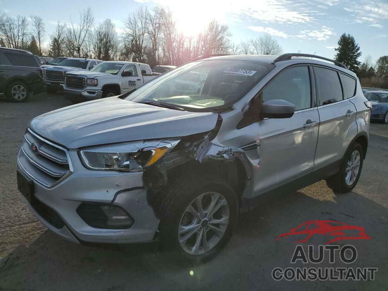 FORD ESCAPE 2018 - 1FMCU0GD4JUB27818