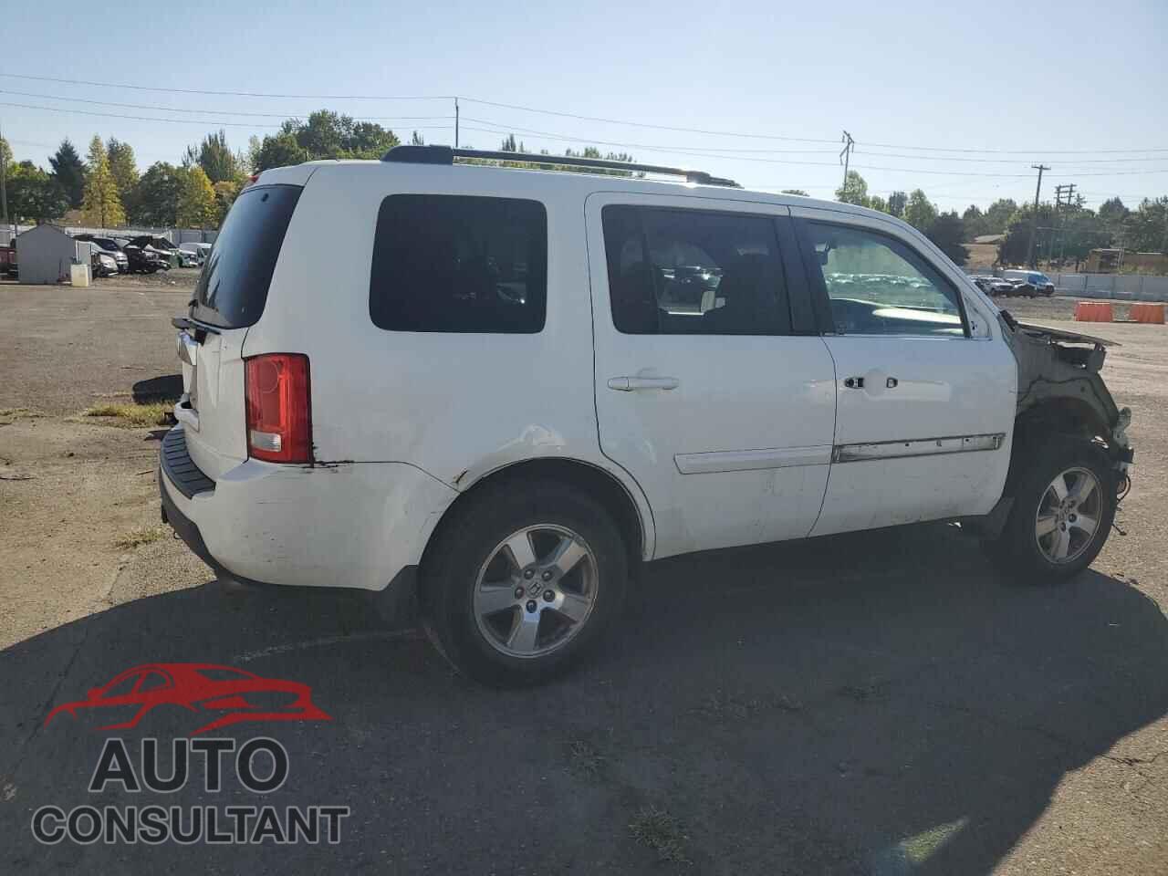 HONDA PILOT 2011 - 5FNYF3H77BB014065