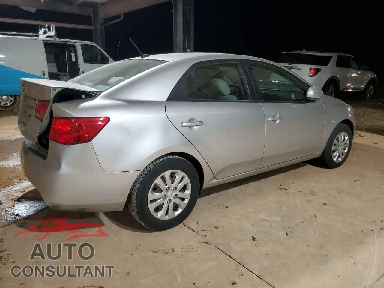 KIA FORTE 2011 - KNAFT4A29B5417189