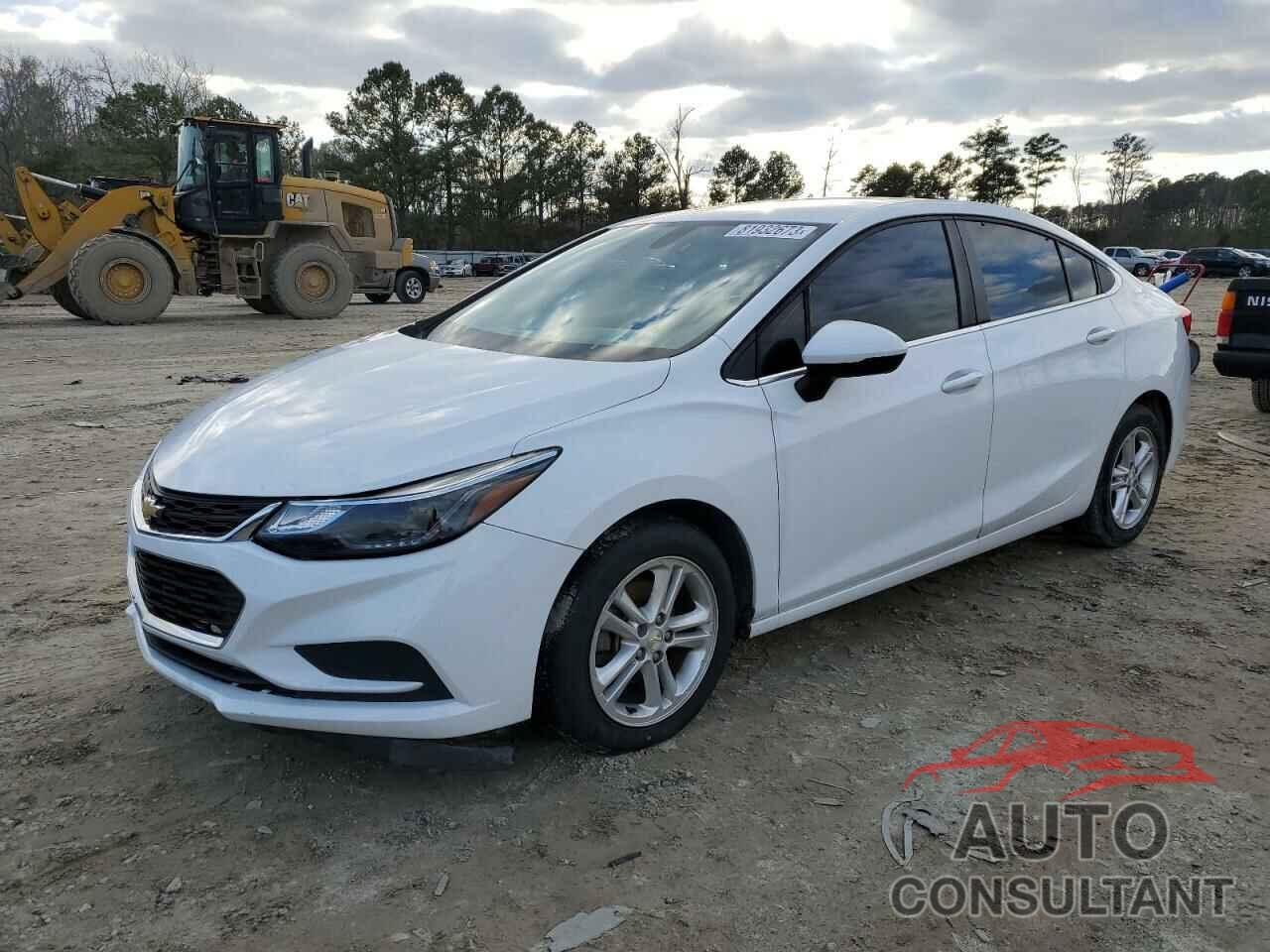 CHEVROLET CRUZE 2018 - 1G1BE5SM9J7218446