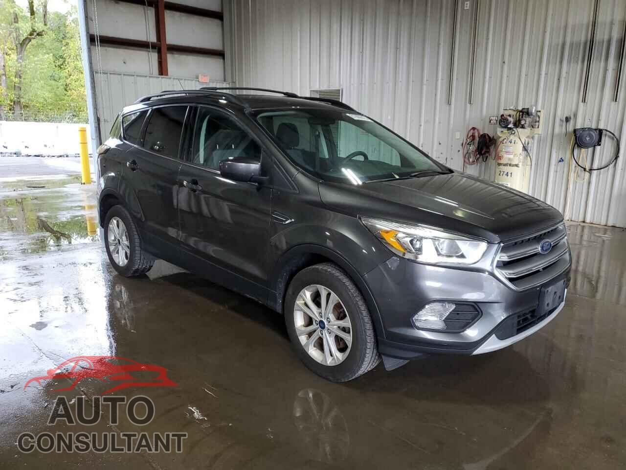 FORD ESCAPE 2017 - 1FMCU9GD2HUE42292