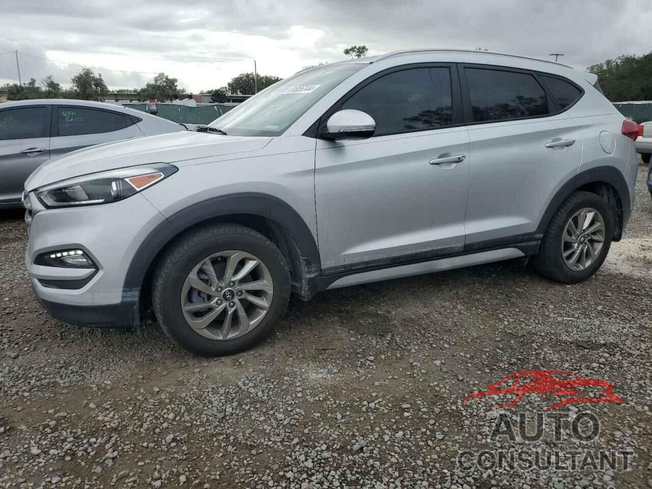 HYUNDAI TUCSON 2017 - KM8J33A49HU427062