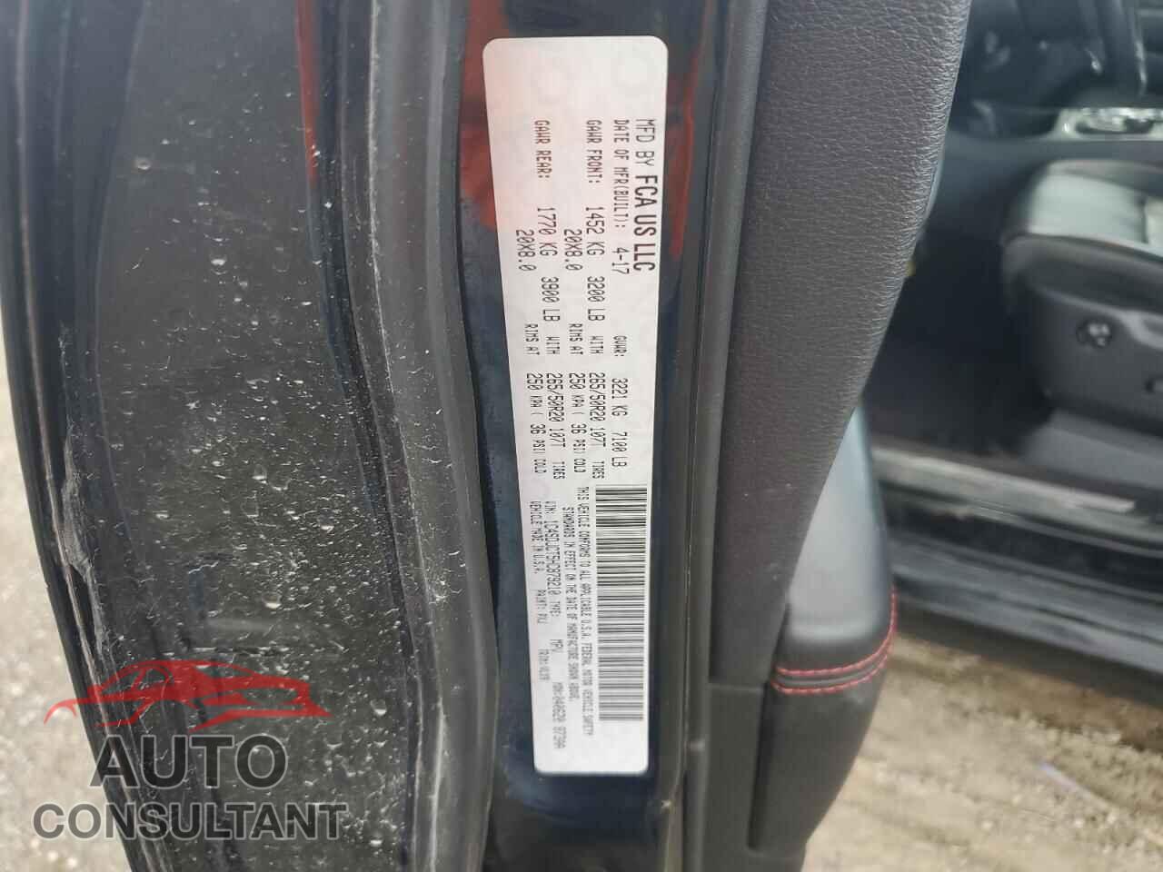 DODGE DURANGO 2017 - 1C4SDJCT5HC879210