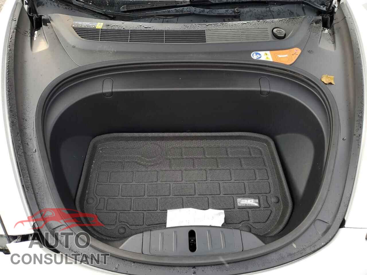 TESLA MODEL 3 2018 - 5YJ3E1EA4JF010684
