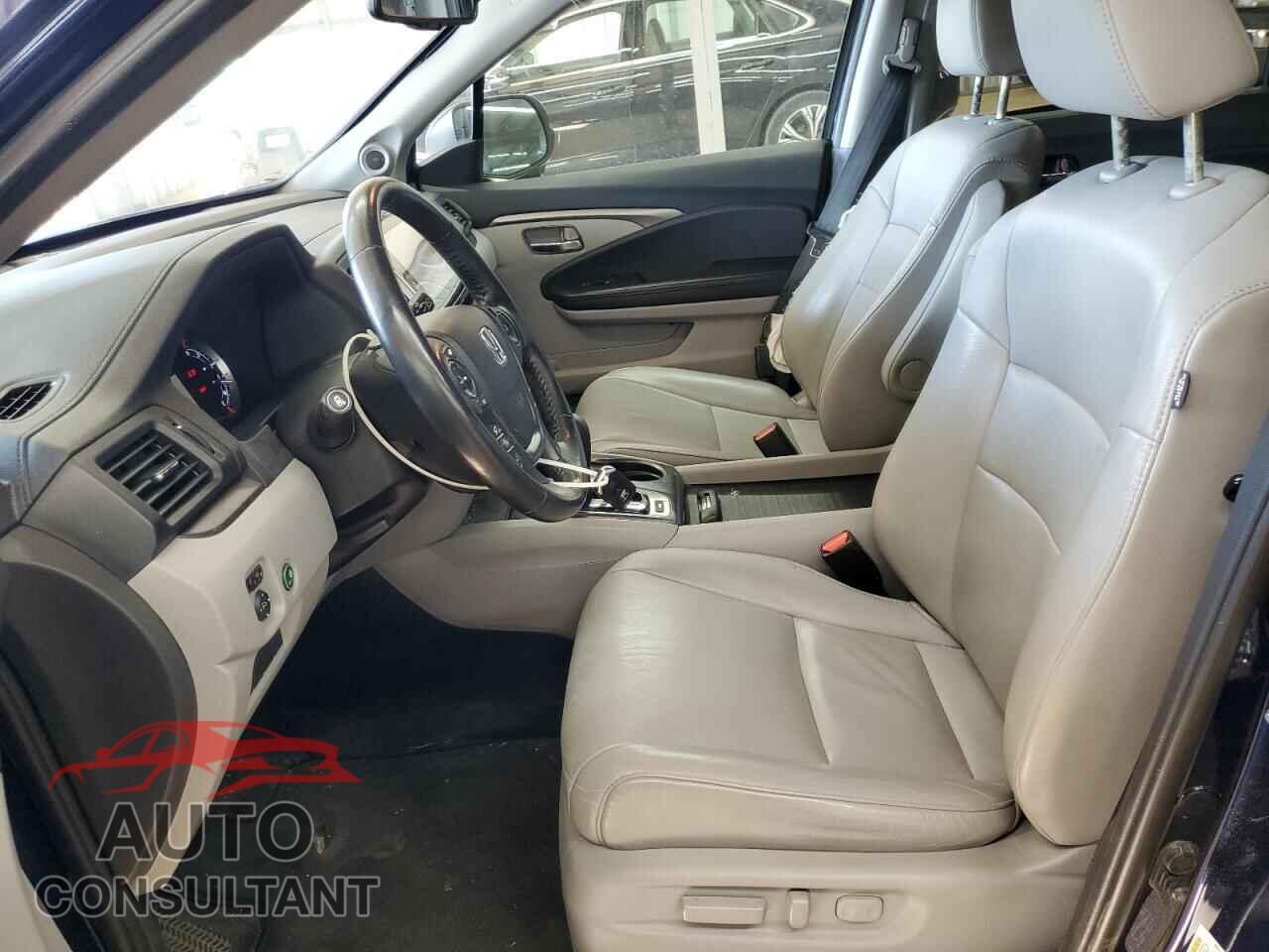 HONDA PILOT 2018 - 5FNYF5H52JB006318