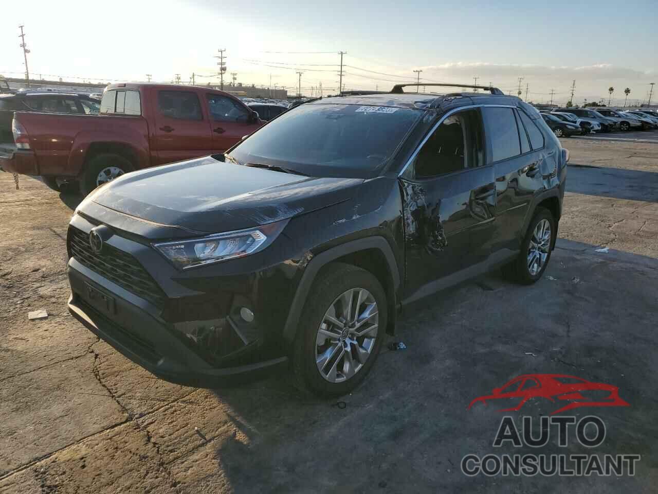 TOYOTA RAV4 2021 - 2T3C1RFV6MC158752
