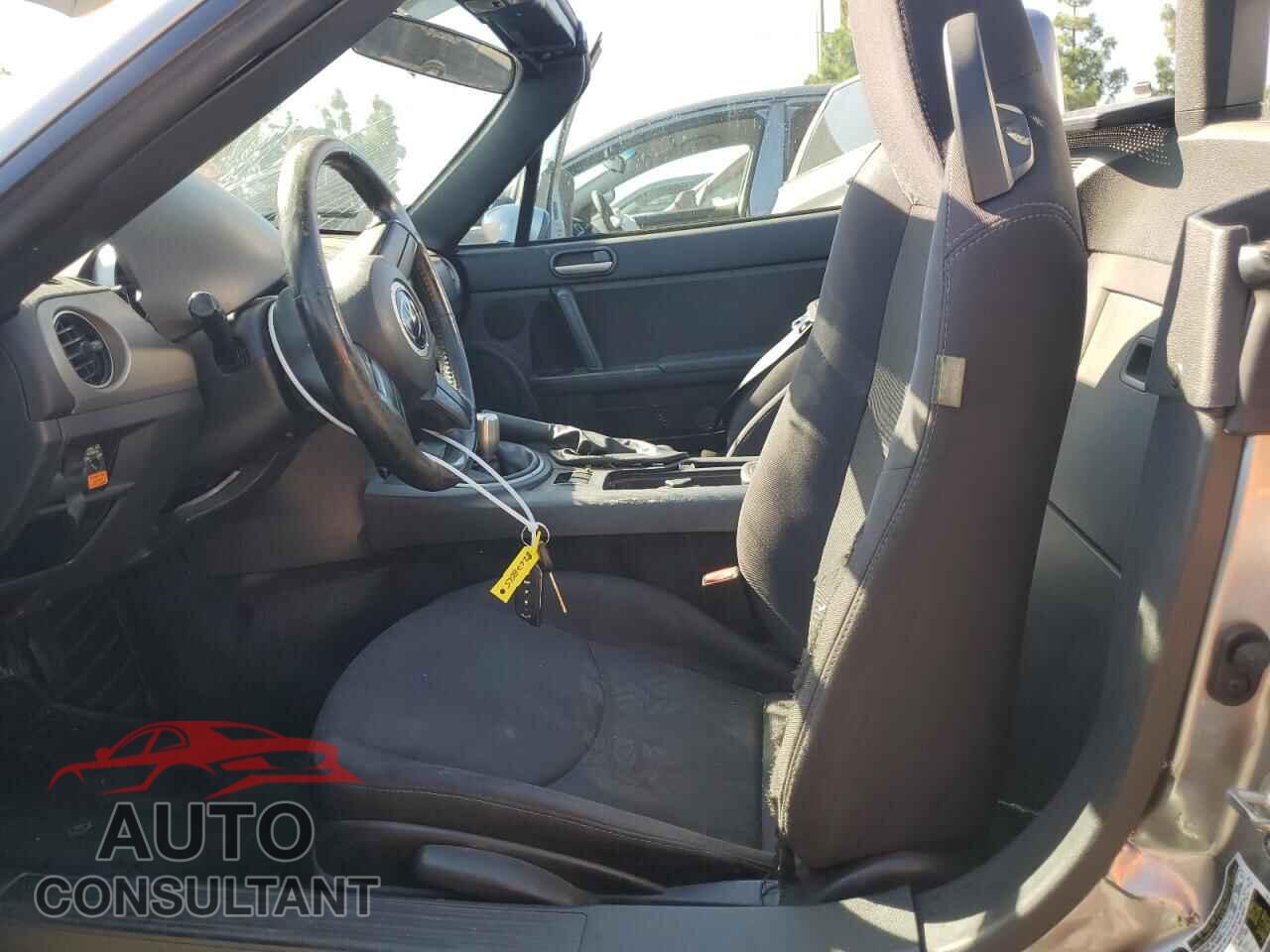 MAZDA MX5 2011 - JM1NC2JF3B0214656