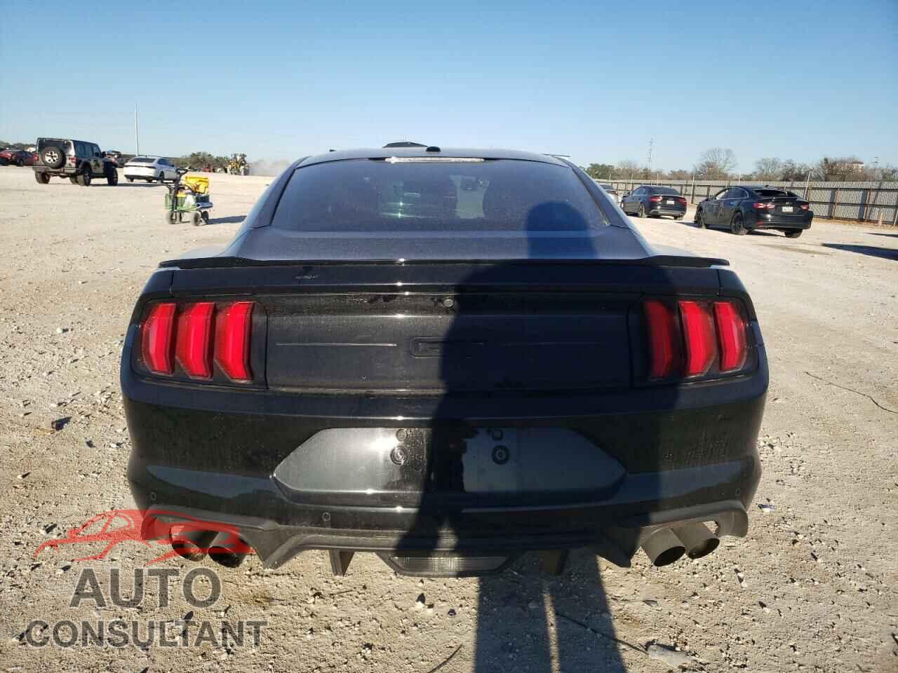 FORD MUSTANG 2019 - 1FA6P8CF3K5152919