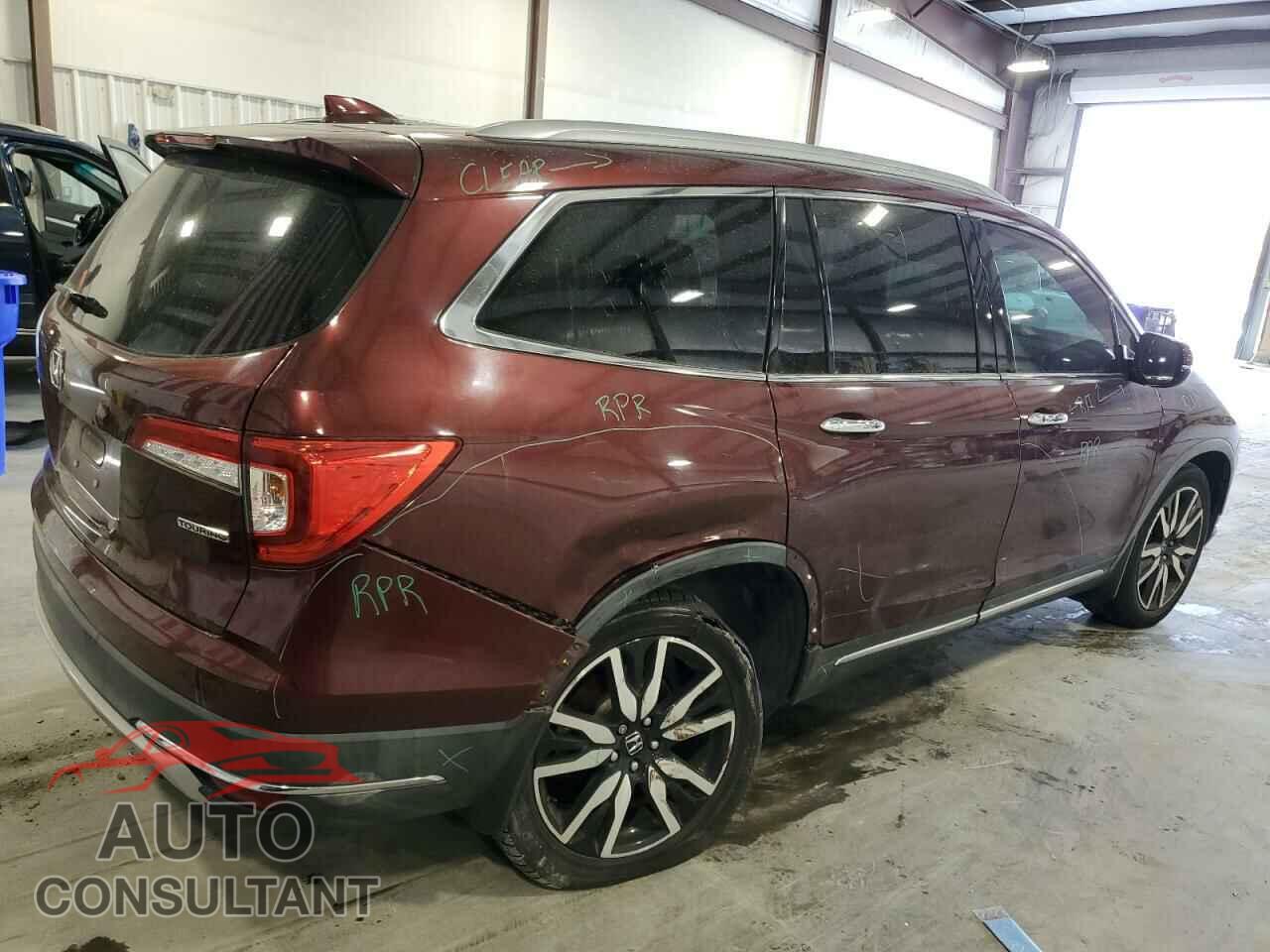 HONDA PILOT 2020 - 5FNYF5H65LB018457