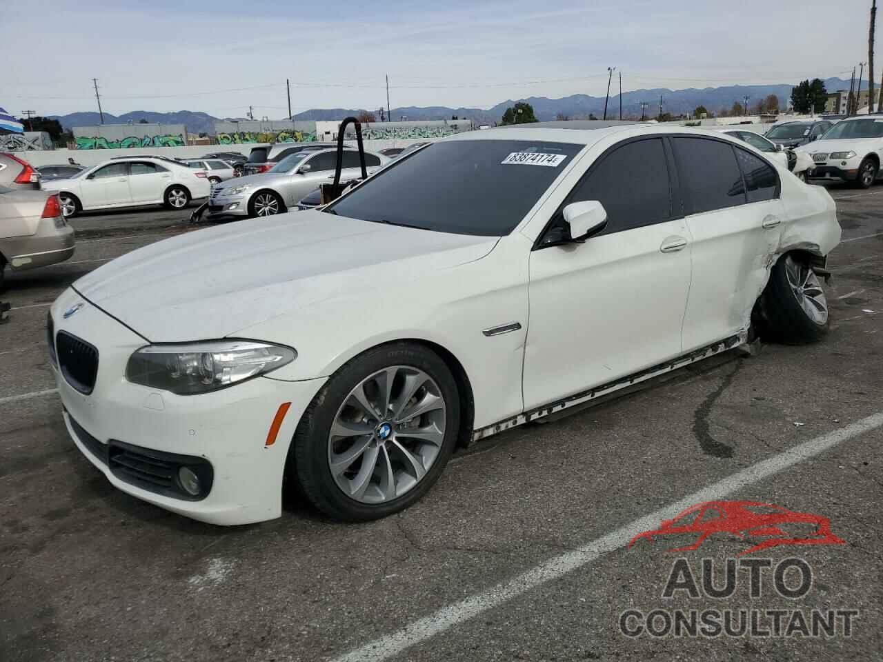 BMW 5 SERIES 2015 - WBA5A5C58FD515172