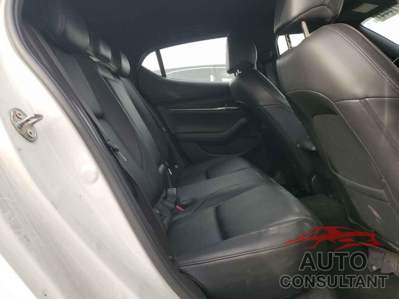 MAZDA 3 2019 - JM1BPBMM9K1141675