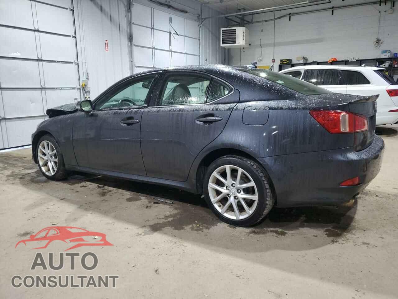 LEXUS IS 2011 - JTHCF5C29B5047442
