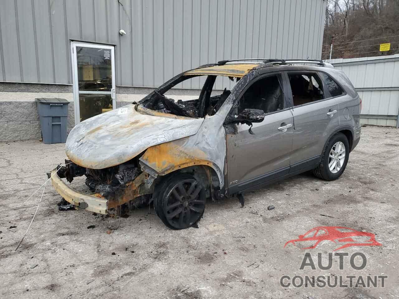 KIA SORENTO 2014 - 5XYKTCA64EG444133