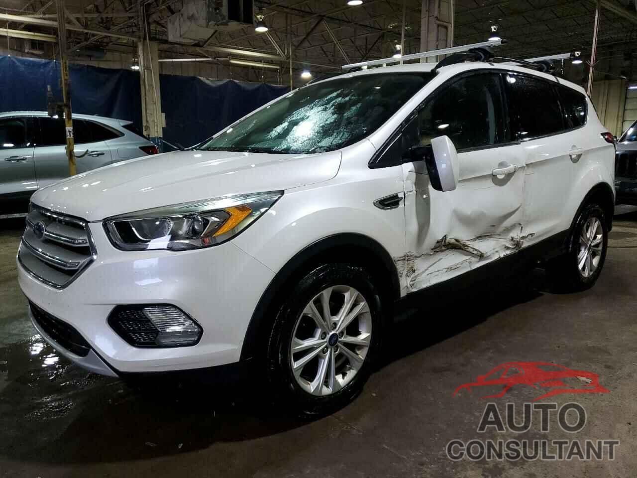 FORD ESCAPE 2018 - 1FMCU0HD5JUB60082