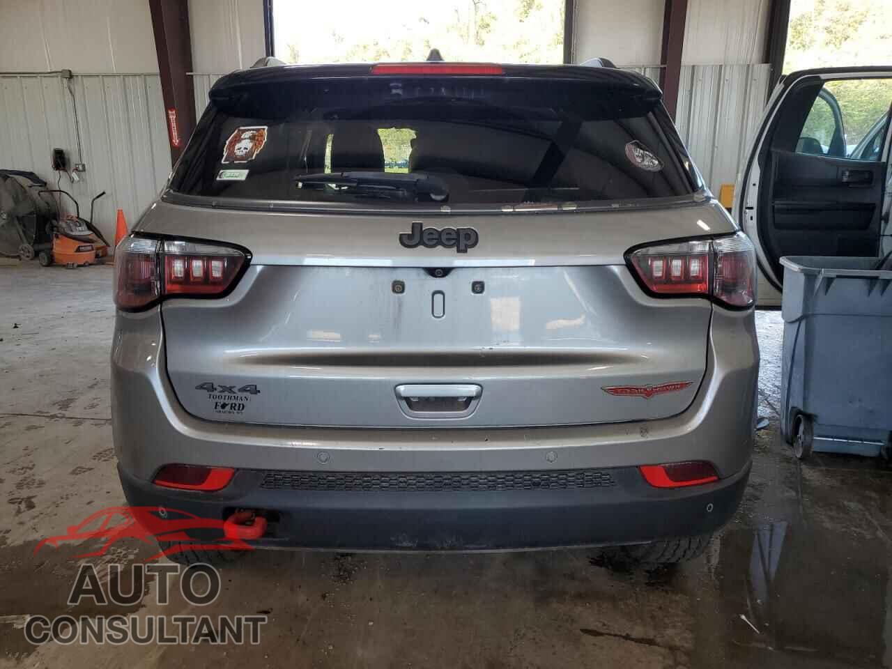 JEEP COMPASS 2021 - 3C4NJDDB2MT565008