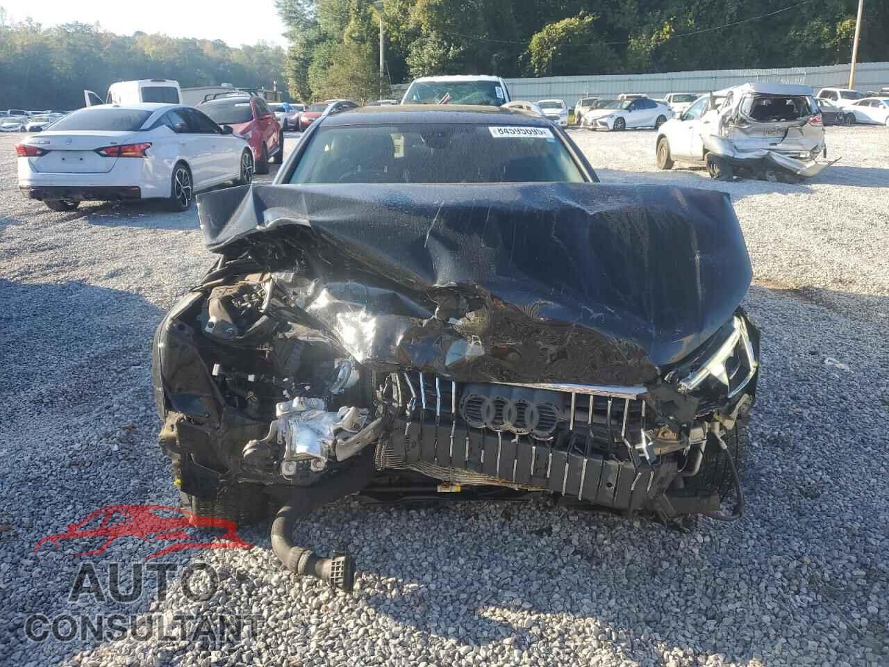AUDI A4 2018 - WA18NAF45JA020013
