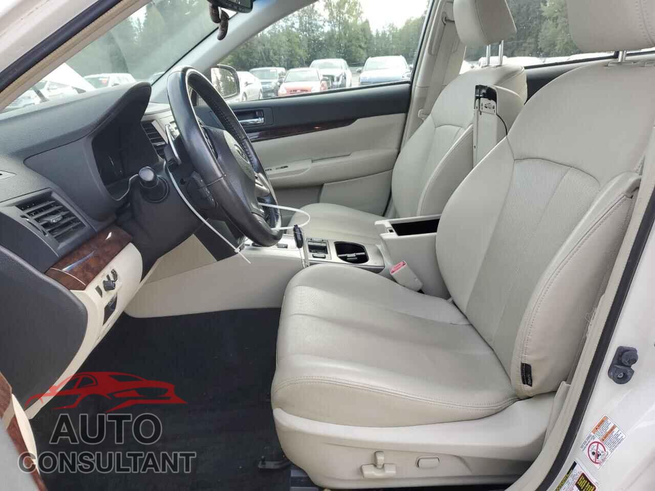 SUBARU LEGACY 2013 - 4S3BMBK64D3043593
