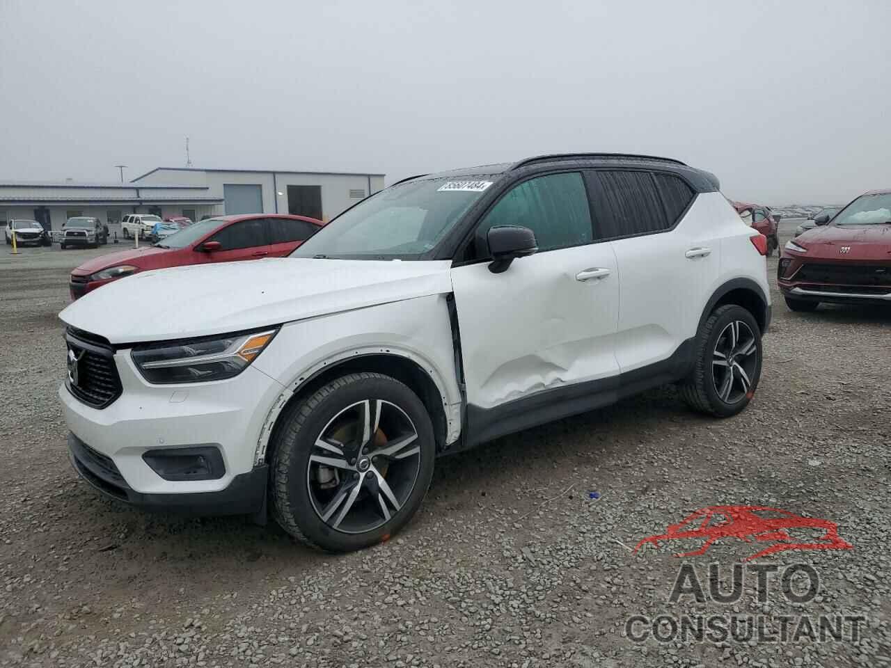 VOLVO XC40 2020 - YV4AC2HM3L2261238