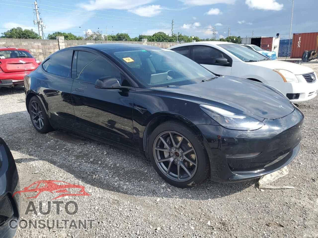 TESLA MODEL 3 2022 - 5YJ3E1EB6NF169527