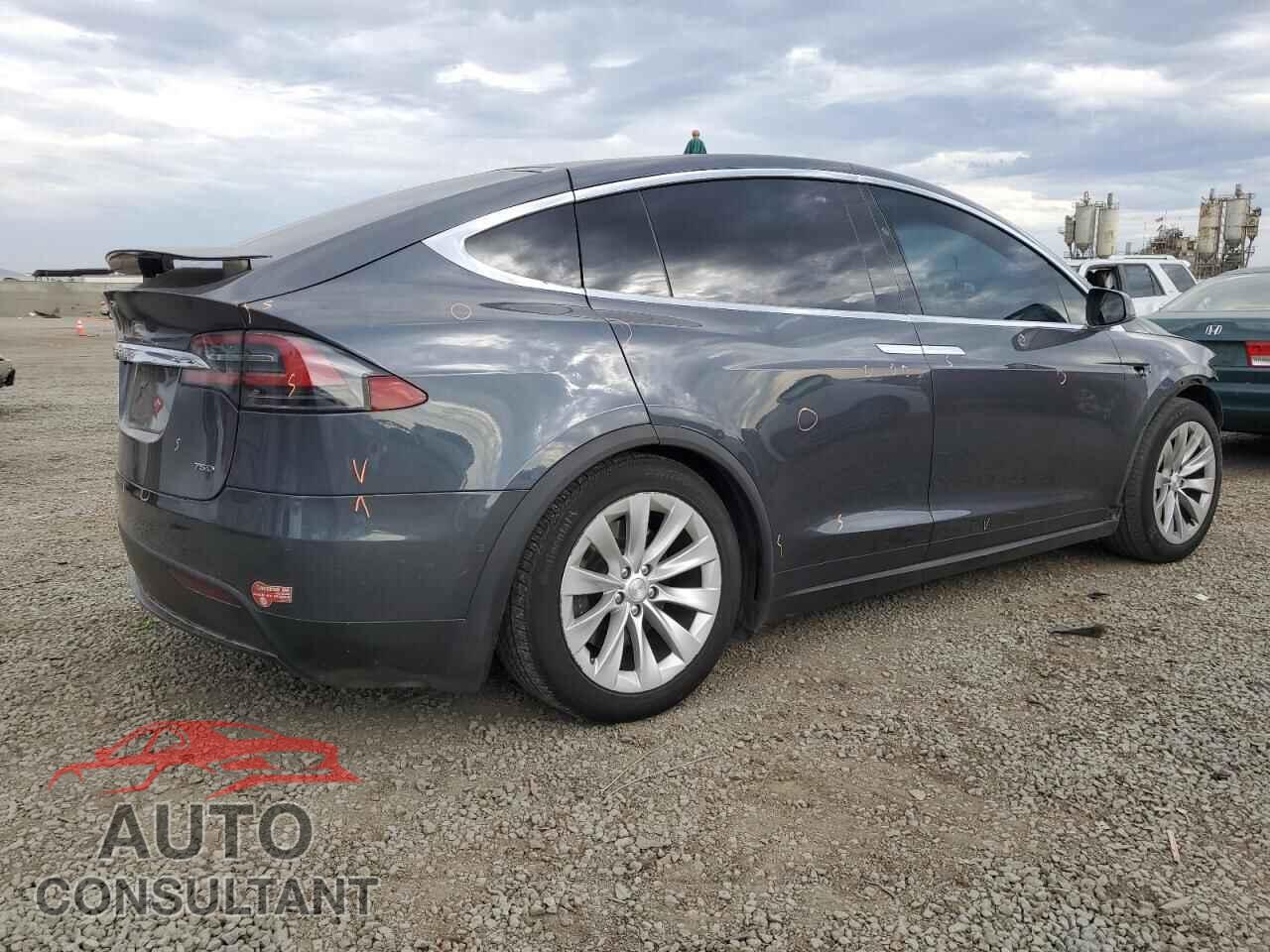 TESLA MODEL X 2017 - 5YJXCBE2XHF066029